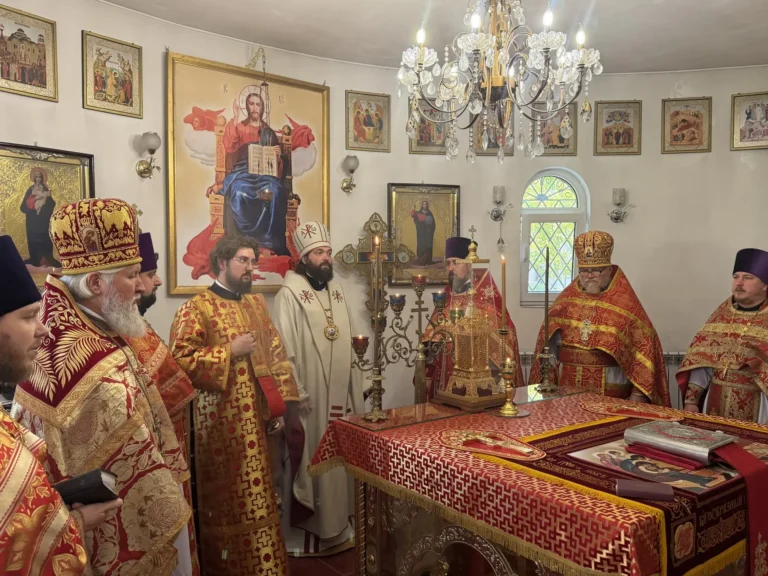 Епископ Иларион возглавил престольный праздник храма святой великомученицы Ирины города Керчи