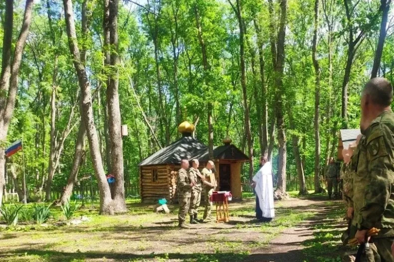 Настоятель храма святого Архистратига Михаила посетил воинов казачьего батальона «Таврида»